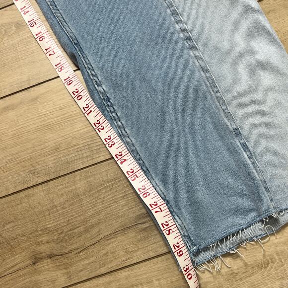 Hollister Ultra High Rise Dad Jean Two Tone Denim Size 34 - Picture 7 of 12